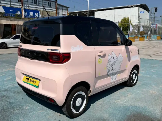 Wuling Hongguang Mini EV — Фото автомобиля 10