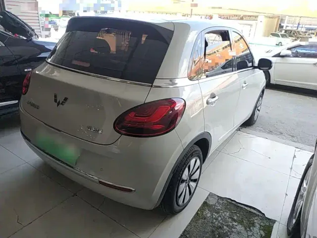 Wuling Bingo — Фото автомобиля 4