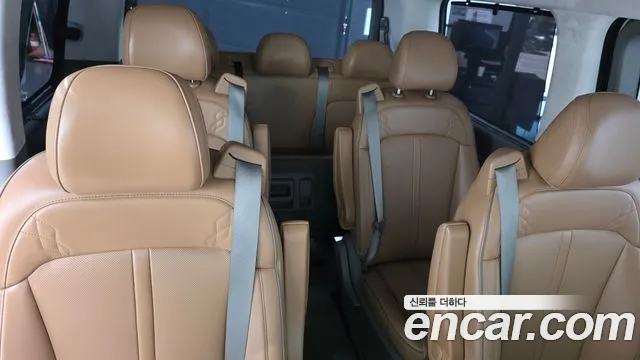 Hyundai Staria Staria 4WD Lounge 9 мест — Фото автомобиля 4