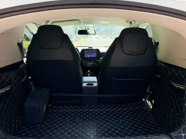 Roewe Clever — Фото автомобиля 10