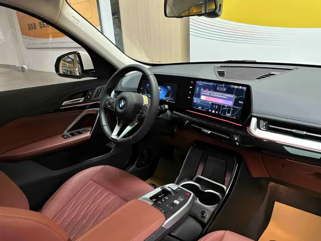 BMW X1 — Фото автомобиля 9