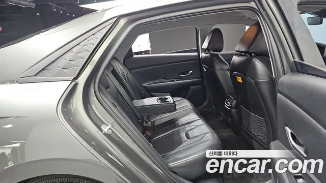 Hyundai Avante CN7 — Фото автомобиля 17