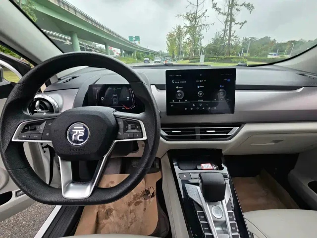 BYD Yuan Pro — Фото автомобиля 18