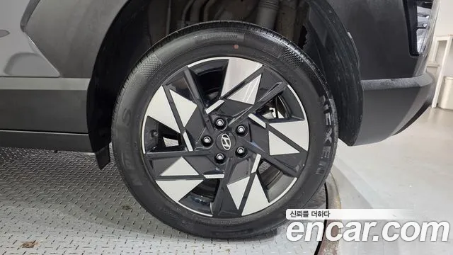 Hyundai Kona SX2 — Фото автомобиля 6