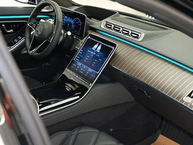 Mercedes-Benz Maybach S-Class — Фото автомобиля 19