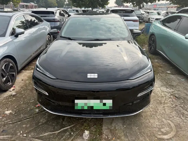 Geely Galaxy Xingyao 8 — Фото автомобиля 2