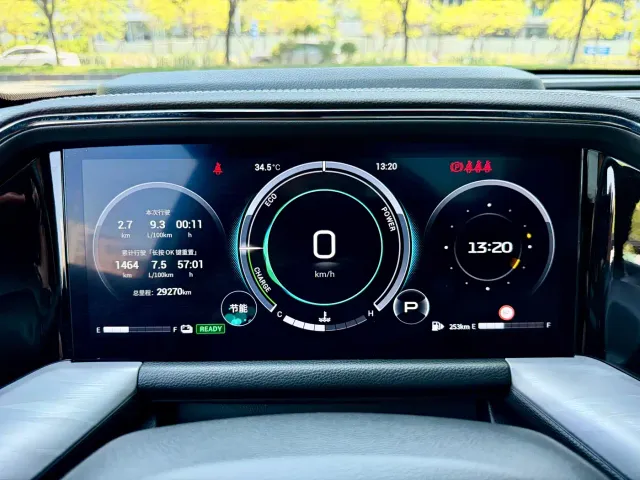 GAC Trumpchi GS8 — Фото автомобиля 11