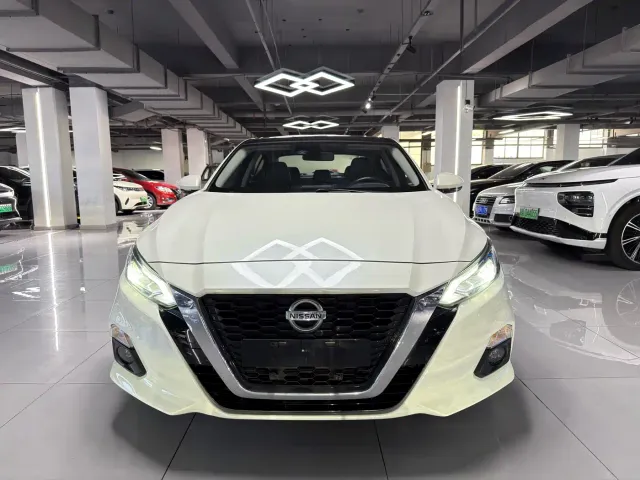 Nissan Teana — Фото автомобиля 2