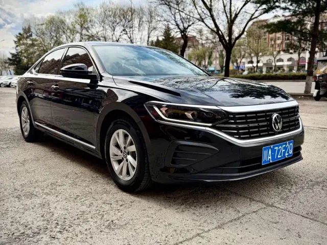 Volkswagen Passat — Фото автомобиля 3