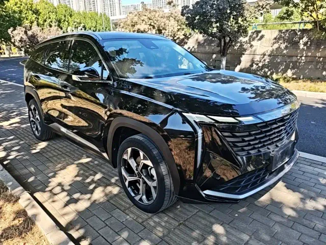 Geely Boyue L — Фото автомобиля 3