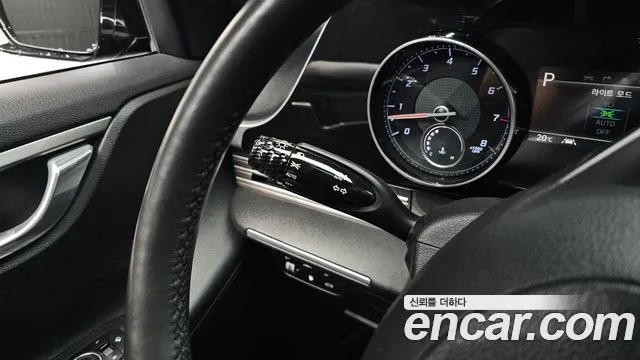 Hyundai Grandeur New — Фото автомобиля 19