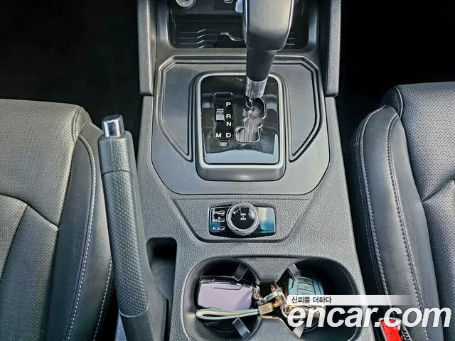 KG_Mobility_Ssangyong Rexton Новый Rexton Sport Khan Дизель 2.2 4WD — Фото автомобиля 17