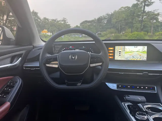 Changan Eado — Фото автомобиля 11