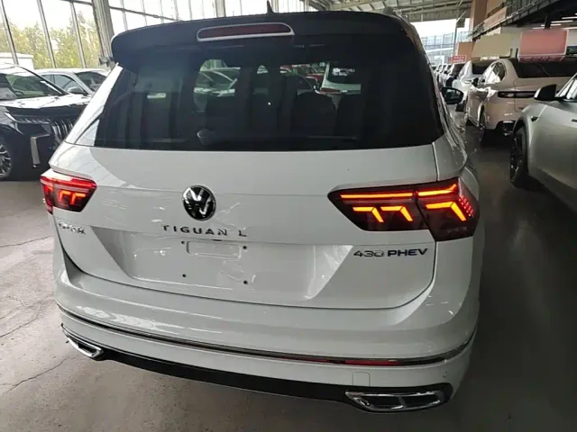 Volkswagen Tiguan L PHEV — Фото автомобиля 5