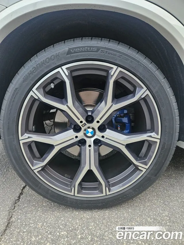 BMW X5 xDrive 40i M Sport — Фото автомобиля 12