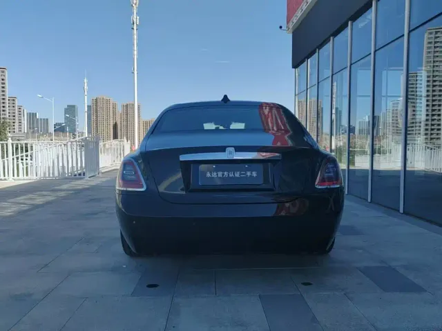 Rolls-Royce Ghost — Фото автомобиля 3