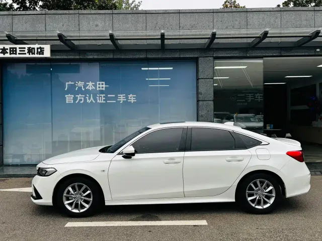 Honda Civic — Фото автомобиля 3