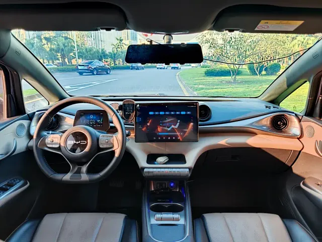 BYD Dolphin — Фото автомобиля 16