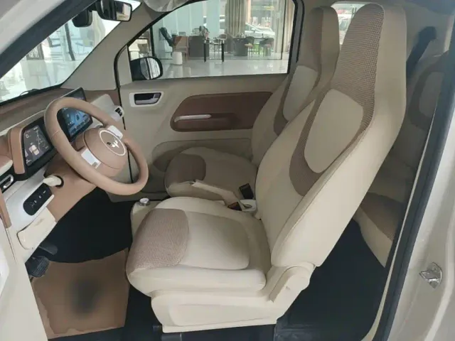 Wuling Hongguang Mini EV — Фото автомобиля 14