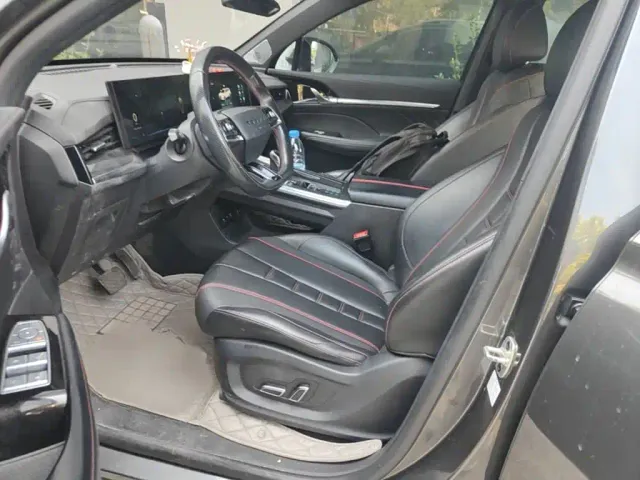 Roewe RX5 Max — Фото автомобиля 7
