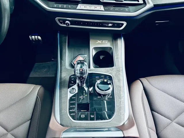 BMW X5 — Фото автомобиля 16