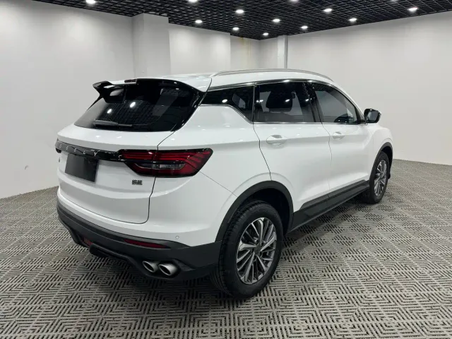 Geely Binyue — Фото автомобиля 7
