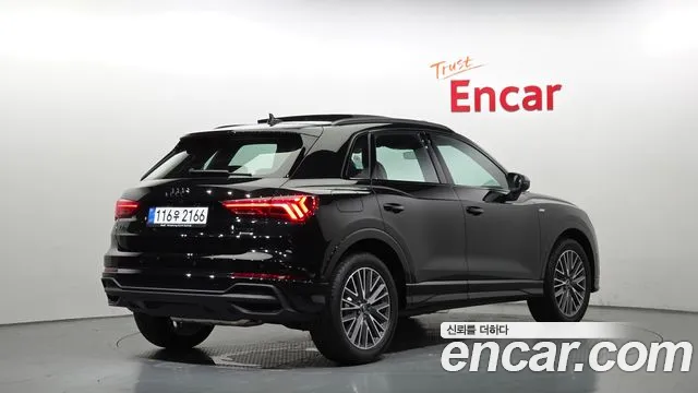 Audi Q3 40 TFSI quattro Premium — Фото автомобиля 2