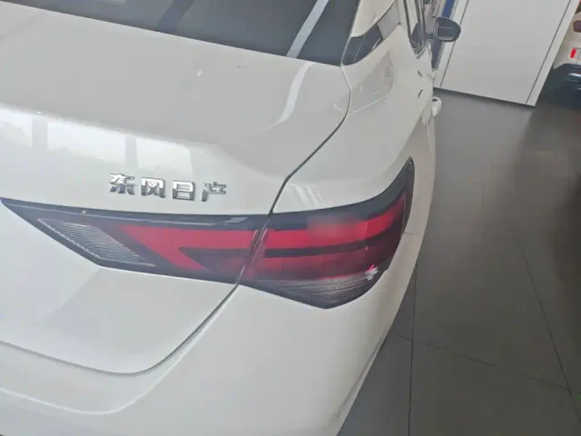 Nissan Sylphy — Фото автомобиля 7