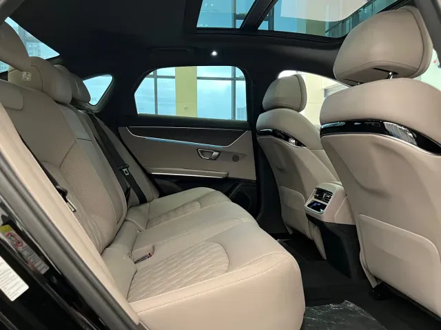 BYD Han — Фото автомобиля 11