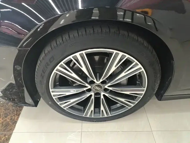 Audi A6L — Фото автомобиля 22