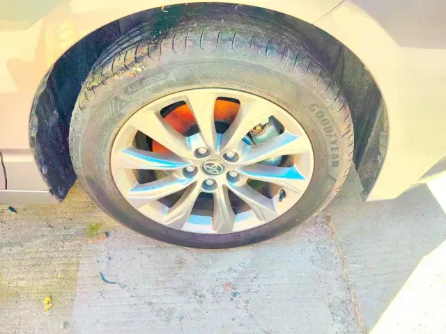 Toyota Avalon — Фото автомобиля 24