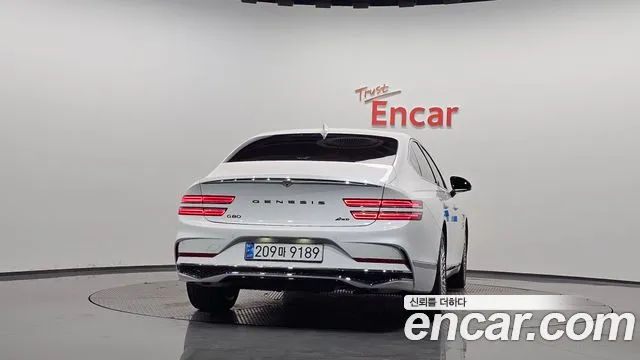 Genesis G80 Бензин 2.5 турбо AWD — Фото автомобиля 4