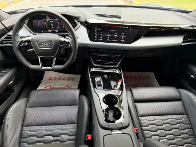 Audi RS e-tron GT — Фото автомобиля 8