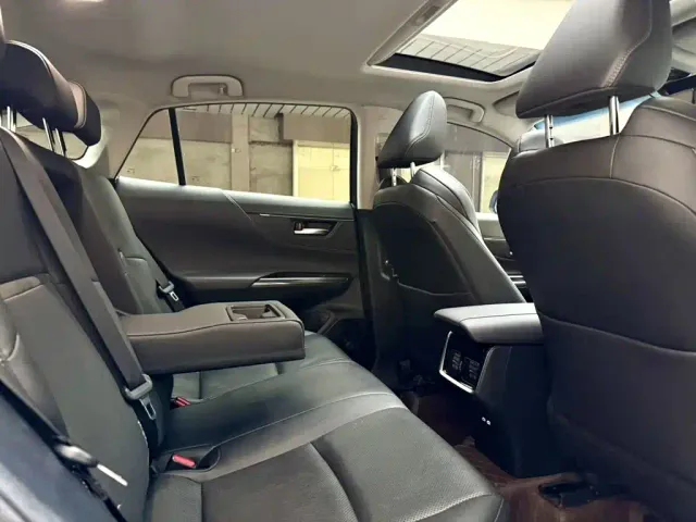 Toyota Venza — Фото автомобиля 5