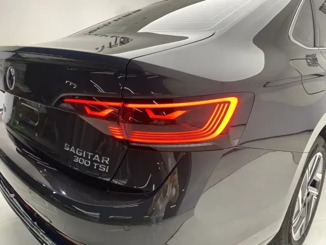 Volkswagen Sagitar — Фото автомобиля 10