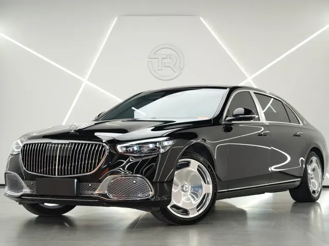 Фотография автомобиля — Mercedes-Benz Maybach S-Class