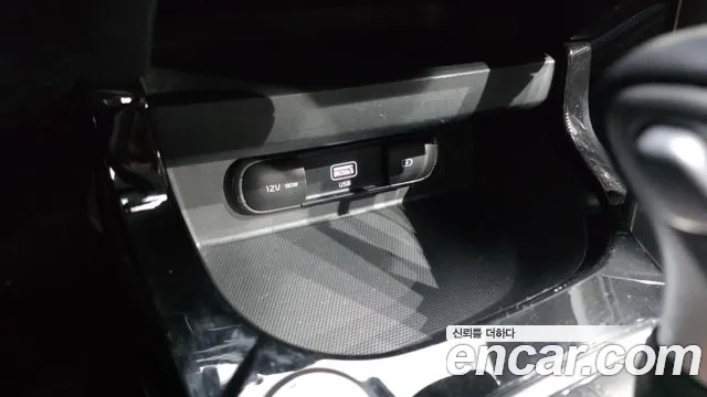 Kia Seltos — Фото автомобиля 19