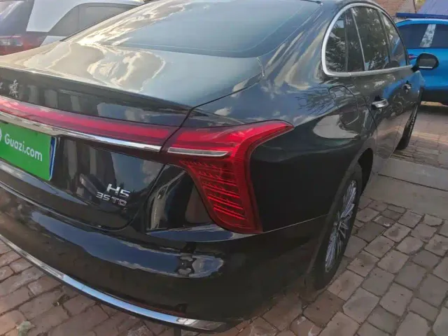 Hongqi H5 — Фото автомобиля 7