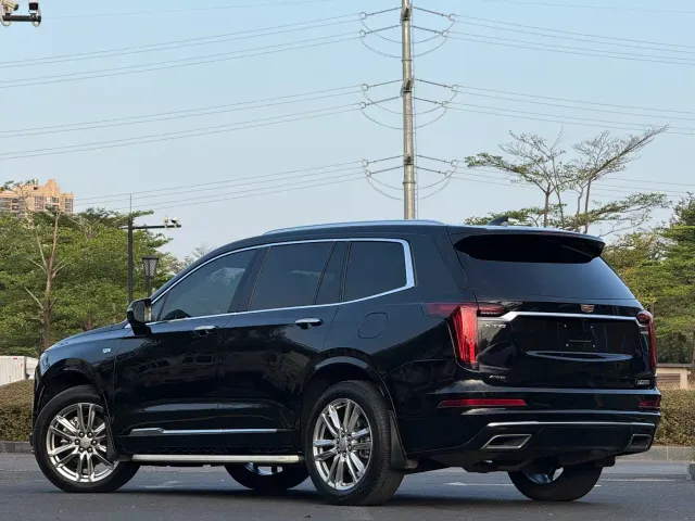 Cadillac XT6 — Фото автомобиля 5