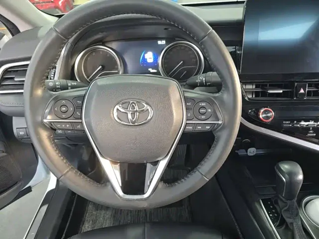 Toyota Camry — Фото автомобиля 10