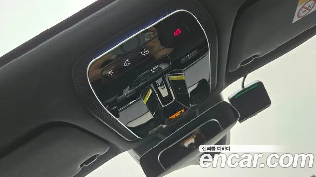 Mercedes-Benz E-Class — Фото автомобиля 16