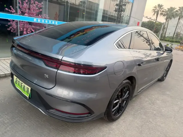 BYD Han — Фото автомобиля 11