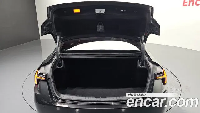 Kia K8 The New K8 2.5 Бензин 2WD — Фото автомобиля 30