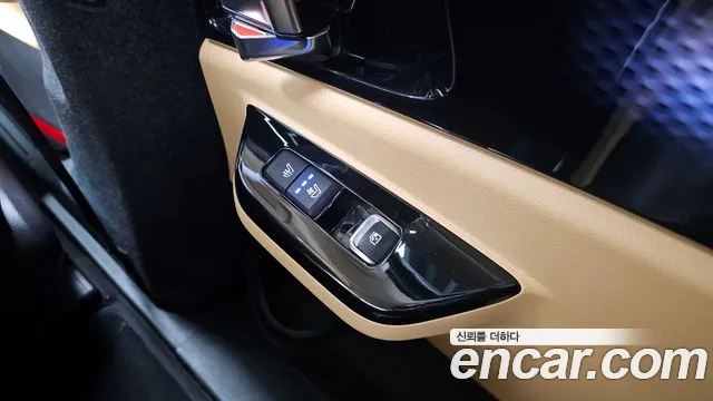 Kia Canival Carnival 4 поколение Дизель 9 мест Signature — Фото автомобиля 19