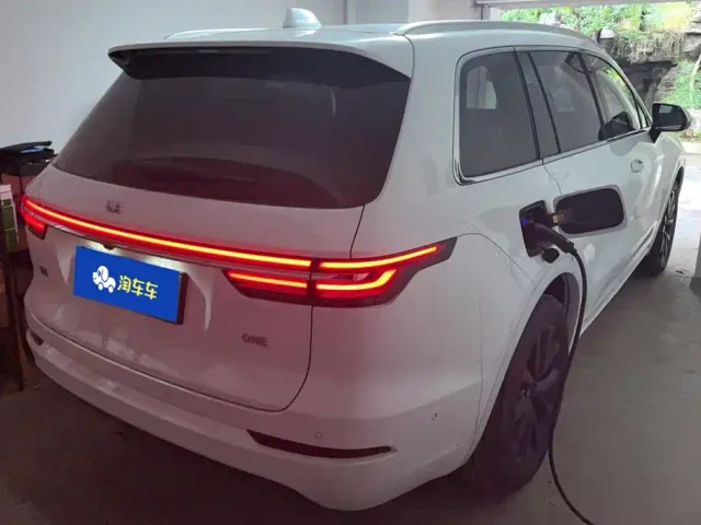 Li Auto ONE — Фото автомобиля 3