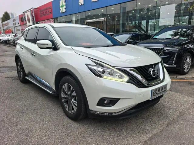 Nissan Murano — Фото автомобиля 2