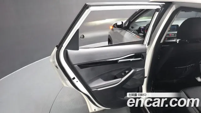Kia Seltos Бензин 1.6 турбо 2WD — Фото автомобиля 20