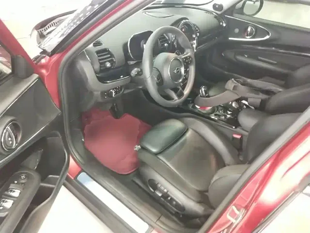 MINI Clubman — Фото автомобиля 15