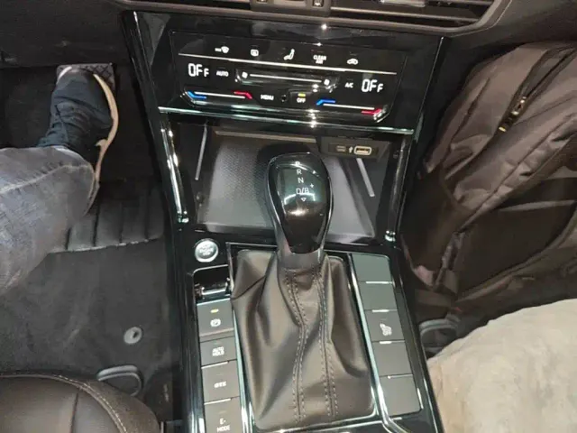 Volkswagen Passat — Фото автомобиля 13