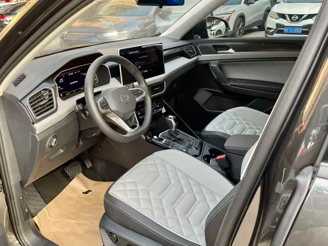 Volkswagen Tayron — Фото автомобиля 4